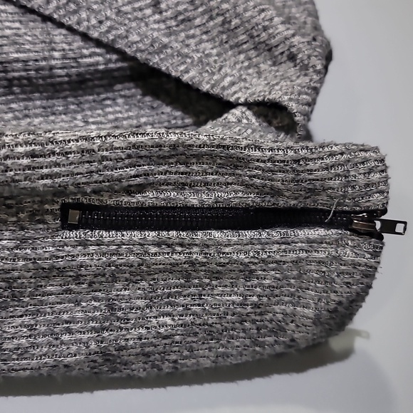 OLIVE & Oak Faux Wrap Gray Sweater - Picture 3 of 7